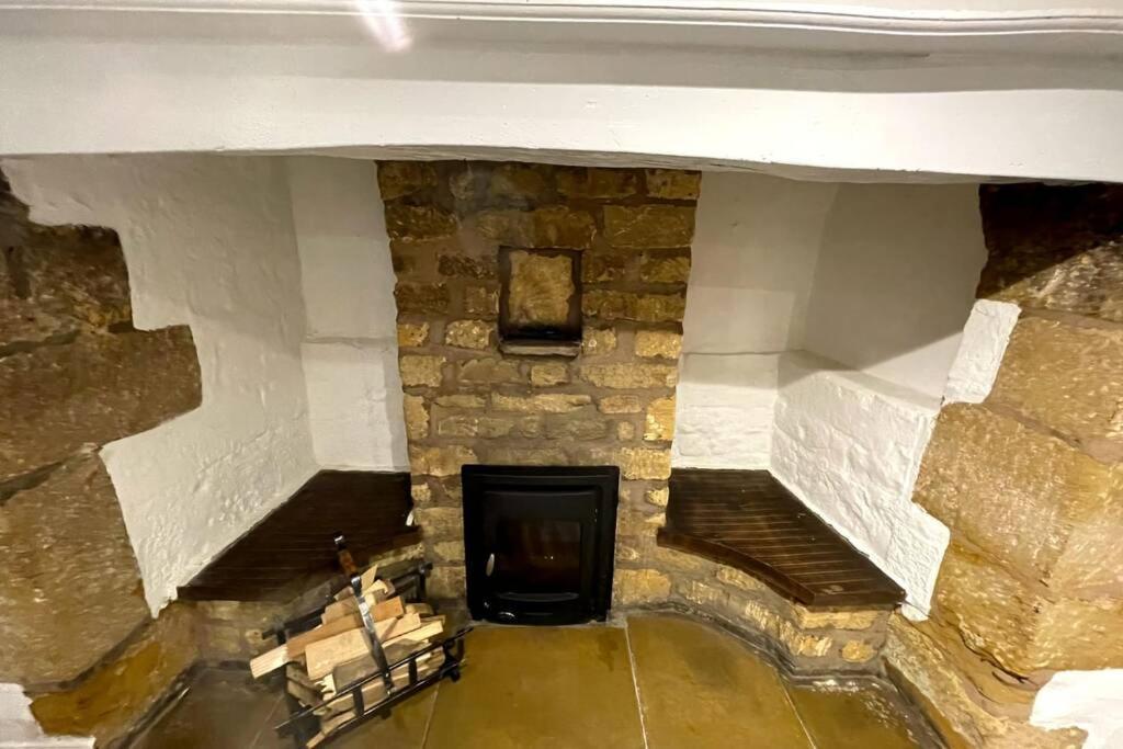 Cotswolds Cottage Ilmington With Wood Burning Stove & Bbq - Pet Friendly Чиппинг-Кампден Экстерьер фото
